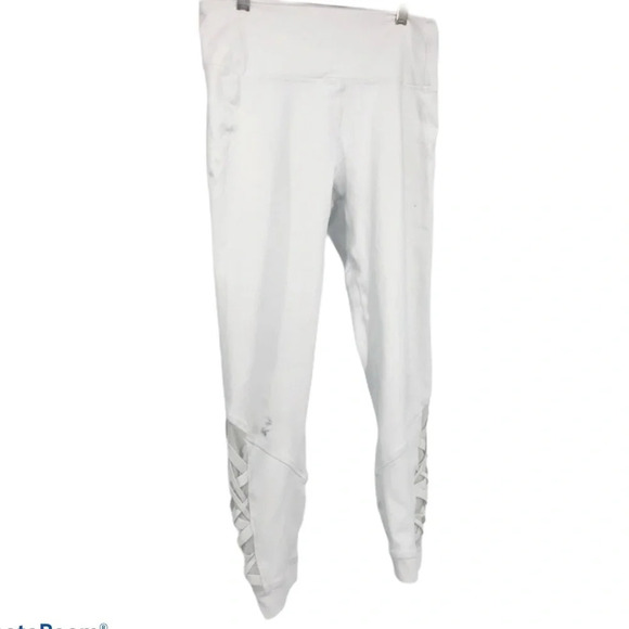 Fabletics Powerhold white leggings Med - Picture 1 of 6